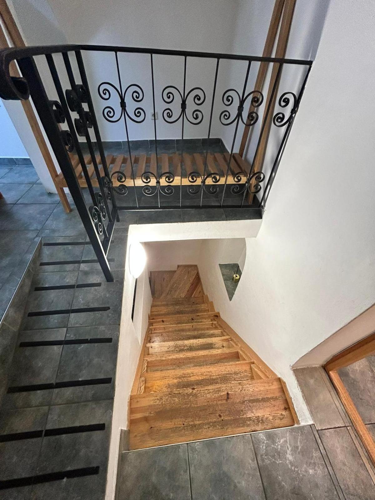 Zmrzlinovy Domecek Apartment Mikulov Bagian luar foto